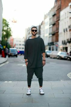 Pinterest: littlemillelemos Baggy Men’s Streetwear, Cool Outfits For Teenage Guys, Outfits For Teenage Guys, Post Yoga, Teenage Guys, Yoga Design, Oversized Sweaters, Mens Fashion Streetwear