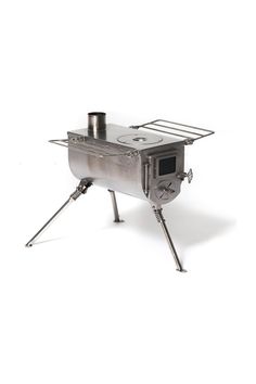 an outdoor stove with two burners on the top and one in the middle, sitting on a tripod