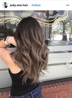 Beige Blond Balayage Brunette, Mushroom Brown Hair With Caramel Highlights, Shades Of Brown Hair Color Balayage, Balayage Fine Hair Brown, Long Mushroom Brown Hair, Subtle Burgundy Balayage, Sand Highlights Brown Hair, Spring Balayage Brunettes Dark Brown, Colour Ombre Hair