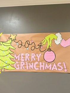 #merrychristmas #grinchmas #grinchbanner #brownsign #christmasbrownsign Grinch Christmas Bulletin Board Ideas, Banner Painting Ideas, Grinches Lair, Grinch Classroom Decorations, Grinch Bulletin Board Ideas, Christmas Banner Design, K4 Classroom, Holiday Drawings, Holiday Classroom Decorations