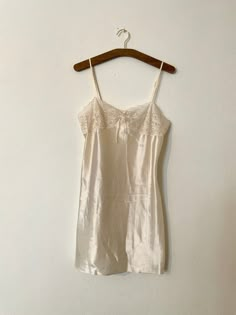 Elegant Beige Nightgown, Elegant Beige Sleepwear For Wedding Night, Cream Elegant Sleep Dress, Elegant Beige Nightgown For Sleep, Elegant Beige Nightgown For Spring, Elegant Beige Summer Nightgown, Cream Feminine Slip Dress For Daywear, Feminine Cream Slip Dress For Daywear, Vintage Slip Dress For Wedding Night