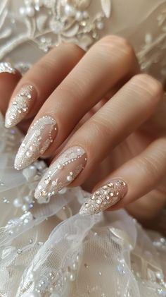 Nails Bridal Wedding, Nail Ideas Wedding Brides, Fake Nails Wedding, Bougie Wedding Nails, Performance Nails, Pearl Nail Wedding, Wedding Nails Glam, Glam Wedding Nails For Bride