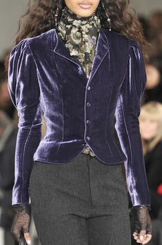 Ralph Lauren Fall, Making Clothes, Blazer Outfit, New York Fall, Purple Jacket, Velvet Fashion, Mode Vintage, Looks Style, Looks Vintage