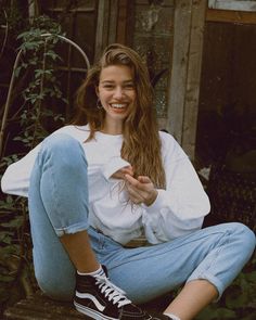 Outfit 90s, Athleisure Outfits, Mode Inspiration, Young Woman, Outfits Casuales, Daily Outfits, Instagram Fashion, Look Fashion