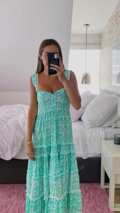 Beachy Dresses, Spring Break Outfit, Preppy Dresses, Cute Preppy Outfits, Fashion Hacks, Grad Dresses, Dress Inspo, Cute Summer Dresses