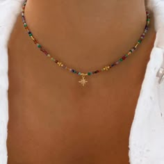 47803957379364 Everyday Beaded Necklace, Cute Beaded Necklace Ideas, Dainty Beaded Necklace, Necklace Designs Beads, Beaded Charm Necklace, Beaded Chocker Ideas, Beads Necklace Ideas, Choker Necklace Diy, Beeded Necklace