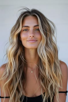 59+ Glorious California Blonde Hair Ideas Long Beachy Layered Hair, Summer Brown Blonde Hair, Fall Beach Hair Color, Balayage Beach Blonde, Lived In Layers Long Hair, Dynamic Blonde Hair, Long Hairstyles Balayage, Natural Beach Blonde Hair, Lived In California Blonde