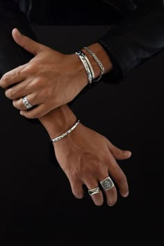 Mens Silver Jewelry, Jewelry Photoshoot, Hand Accessories, Mens Silver Necklace, Ring Mens, Mens Silver Rings