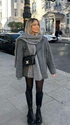 Outfits For The Office, New York Outfits, London Outfit, Paris Outfits, Trendy Fall Outfits, Outfits Fall, Outfits Winter, Autumn Outfit, Outfit Inspo Fall