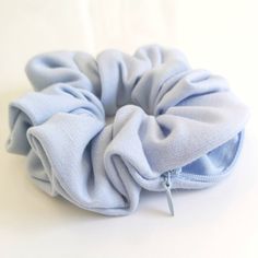 Hair Accessories Diy Headband, Diy Hair Scrunchies, Diy Hair Accessories Ribbon, Hair Tie Accessories, Scrunchies Diy, Small Business Packaging Ideas, Small Sewing Projects, Diy Headband, 자수 디자인