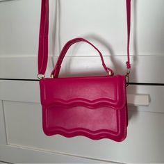 Hot Pink Scalloped Purse- Shoulder Strap Is Removable! It’s A Cute Bag For A Night Out- Quality Is Not The Best As It Was Purchased On Amazon. Never Used! As It Was, Cute Bag, Pink Ladies, Shoulder Bags, Hot Pink, Night Out, Shoulder Strap, Bag Lady, Purse