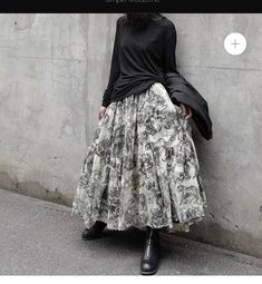 Layered Dress Outfit, Layer Dress Outfit, Dress Outfit Winter, Dior Dress, Winter Dress Outfits, Layered Dress, Floral Fashion, Outfit Winter, Dress Outfit