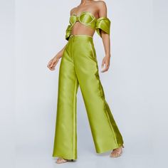 Nwt Sold Out Chartreuse Embellished Pants Originally $132 Willing To Sell As Set If Available ($150) Pink Wide Leg Trousers, Pink Ribbed Sweater, Cancun Outfits, Sequin Flare Pants, Plaid Pants Women, Black Flare Pants, Printed Flare Pants, Tan Legs, Spring Break Outfit