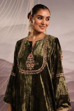 Green kurta crafted in velvet base featuring dabka, sequin and zari in Mughal and butta motif hand embroidery. Paired with a maroon salwar and a scallop border dupatta. - Aza Fashions Maroon Salwar, Radhika Madan, Rhea Kapoor, Jayanti Reddy, Mira Rajput, Sanya Malhotra, Anushree Reddy, Scallop Border, Lehnga Dress