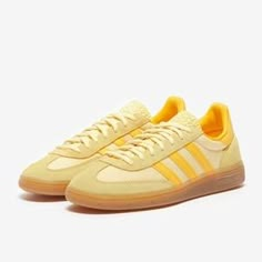 adidas Originals Handball Spezial - Alm Yellow/Gold/Eas Yellow-Trainers-Mens Shoes | Pro:Direct Soccer Yellow Trainers, Yellow Adidas, Sneaker Sale, Adidas Spezial, Adidas Sneaker