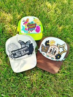 PLEASE READ THE ENTIRE LISTING: These LIMITED EDITION Patch Trucker Hats are the cutest thing we've ever seen. The hats are adorned with several stylish & trendy patches and then adorned with the brim chain you see in the photo! WHAT YOU WILL RECEIVE: 1 Trucker Hat with patches and matching chain as shown in photo. If you wish to purchase additional chains- your may do so at this listing: https://thememphismarketco.etsy.com/listing/1549277891 ** if you want something custom or want to make chang Cheap Curved Brim Trucker Hat Gift, Casual White Trucker Hat For Party, Novelty Mini Hats For Birthday, One Size Fits Most, Novelty Mini Hats For Birthday, Novelty Mini Hats For Birthdays, One Size Fits Most, Cute Snapback Hat With Curved Brim, Novelty Mini Hats For Birthdays, White Snapback Baseball Cap For Birthday, Fun 5-panel Hat, One Size Fits Most