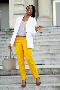 Gold Pants Outfit Mustard, Mustard Trousers Outfit, Mustard Pants Outfit Work, Yellow Pants Outfit Work Attire, Yellow Work Outfit, Elegant Flamboyant, Job Interview Dress