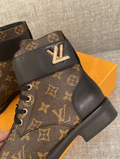 PRODUCT DETAILSIncludes Shipping bags, dustbag sleeper, care manual, booklet, and tag. 6 Inch Heels, Stylish Handbags, High Shoes, Louis Vuitton Boots, Evening Clutch Bag, Sierra Leone, Tote Backpack, Bottega Veneta, New Collection