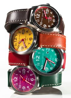 dooney and bourke watches....I'll take one of each for my collection please!  w. College Chic, Womens Golf Fashion, Favorite Purse, Everyday Rings, Golf Fashion, Dooney And Bourke, Mens Accessories Fashion, Dooney & Bourke