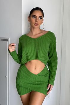 l Oversized Crop Knit Top and Front Twisted Mini Skirt Sets  l 100% Acrylic  * MODEL IS 5'7″ AND IS WEARING A SMALL. Skirt Sets, Knit Crop Top, Dress Clothes For Women, Clothing Items, Knit Top, Skirt Set, Mini Skirt, Dress Outfits, Mini Skirts