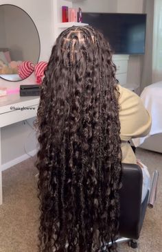 Women Cornrows, Boho Twists, Braided Cornrow Hairstyles, Colored Curly Hair, Cornrow, Cornrow Hairstyles, Braided Hairstyles For Black Women