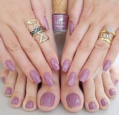 Nail Paint Shades, Toe Nail Color, Vibrant Nails, Chic Nails, Manicure E Pedicure, Perfect Nails, Nail Manicure