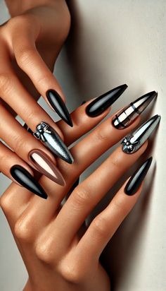 Neutral Black Nails, Black Wedding Nails Classy, Glossy Black Nails, Black Wedding Nails, Nude Nail Design, Unusual Nail Designs, Pointy Nail Designs, Digital Nail Art, Black Silver Nails