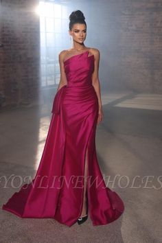 Babyonlinewholesale a une grande collection de robe de soirée,robe de cérémonie à un prix abordable. Bienvenue à acheter de haute qualité robe de soirée,robe de cérémonie chez nous. Best Formal Dresses, Simple Evening Dress, Cheap Prom Dresses Long, Strapless Evening Dress, Strapless Prom Dresses, Homecoming Dresses Long, Prom Dresses Sleeveless, Perfect Prom Dress, Backless Wedding Dress