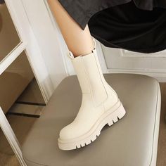 (1) Wexleyjesus Round Toe Platform Womens Boots Luxury Brand High Top Wint – wexleyjesus Ripped Women, Sundress Casual, Beige Boots, Snow Dress, Boots For Short Women, Winter Shoes For Women, Clubwear Dresses, Low Boots, Crop Top And Shorts