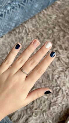 Nails Inspiration Simple, Simple Fall Nails, La Nails, Simple Gel Nails, Basic Nails, Blush Nails, Dipped Nails, Nail Art Ideas, Blue Nails