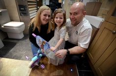 Amazing generosity of four-year-old girl who gives away beloved Frozen bike to Christmas gift appeal Feeling Excited, Christmas Morning, News Stories, Year Old, Frozen, Christmas Gift