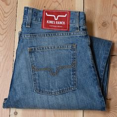 Kimes Brooks Jeans Mid Wash view of pocket Kimes Jeans Outfits, Kimes Ranch Jeans Outfit, 7s Jeans, Kimes Jeans, Kimes Ranch Jeans, Country Jeans, Outfit Country, Country Clothes, Wishlist Ideas