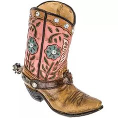 Hobby Lobby Cowgirl Decorations, Boot Centerpiece, Western Centerpieces, Boot Vase, Cowgirl Room, Cute Cowgirl Boots, Cowboy Decorations, Southwestern Decor, Western Parties