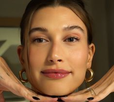 Hailey Makeup, Hailey Bieber Makeup, Hailey Baldwin Makeup, Face Aesthetic, La Face, Hailey Bieber, Aesthetic Makeup, Pretty Makeup, Simple Makeup