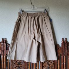 Deadstock Briggs Sailcloth Shorts. Very Coastal Grandma Culotte Shorts With Full Legs That Skew Skirt Like When Wearing. Tight But Very Stretchy Waist With Generous Leg Width Will Easily Give You An Hourglass Shape. Two Deep Side Pockets. Condition: Nwt That Has Been Stored For Away Safely For Decades. Made In America 65% Polyester 35% Cotton Vintage Size 14 Will Work For A Modern Size Small To Medium. Measurements: ~12" Flat Across Waist (Stretches To Maximum 16.5" Flat Across Waist) ~13" Rise~ Culotte Shorts, Bermuda Shorts Women, Waist Stretches, Coastal Grandma, Sailing Outfit, Hourglass Shape, Mom Shorts, Striped Linen, Made In America