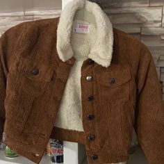 Ci Sono Kids Jacket. Corduroy. Fleece Lined. Size 7 Nwy Mustard Puffer Jacket, Corduroy Jacket Outfit, Earthy Fits, Plus Size Corduroy, Vintage Fleece Jacket, England Autumn, Fur Lined Jacket, Kids Jeans Jacket, Kids Corduroy