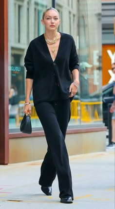 Business Outfits Summer, Elegante Y Chic, 40 Fashion, Corporate Outfits, Classy Casual Outfits