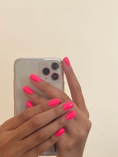 Neon Pink Manicure, Neon Pink Nails Aesthetic, Neon Summer Aesthetic, Neon Pink Nail Designs, Pink Nails Neon, Hot Pink Nail Designs, Neon Manicure, Neon Pink Nail, Chasing Daisies