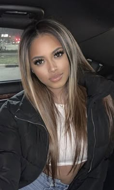 Blonde On Light Skin Black Women, Black To Blonde Hair Process, Highlights On Brown Skin, Grunge Hair Color, Blonde Hair On Brown Skin, Dark Skin Light Hair, Dark Skin Blonde Hair, Hair Color For Brown Skin, Brunette Hair With Highlights