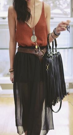 . Stile Hippie Chic, Look Boho Chic, Boho Styl, Fest Outfits, Estilo Hippy, Hippie Fashion, Estilo Hippie, It Bag, Paris Mode