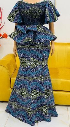 African Kaba Styles, Latest Atampa Styles, Kaba Styles African Fashion Ankara, Sleet And Kaba Styles, Material Styles For Ladies, Styles Ankara, African Attire Dresses, Ankara Skirt And Blouse