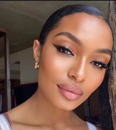 Spring Makeup Ideas, Spring Makeup Looks, Black Bridal Makeup, Dewy Makeup Look, Natural Glam Makeup, Dewy Makeup