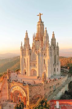 an aerial view of the famous cathedral in mexico