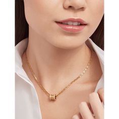 B.zero1 Necklace 358278 | Bvlgari Promotion Outfits, Bulgari Necklace, Bvlgari Gold, Bvlgari Necklace, Necklace Outfit, Edgy Jewelry, Fancy Necklace, Gold Rings Fashion, Rings Fashion