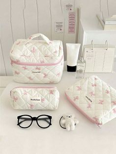 1Pc/2Pcs/3Pcs Pink Quilted Makeup Bag Set With Pink Bows S/M/L Size Cute Floral Cosmetic Bag With Aesthetic Toiletry Travel Organizer Bag For Women Girls Print Large Travel Vintage Quilted Makeup Bag For Women Skincare Organizer Bag Funky Pouch Gift For Teen Girls Women Makeup Bags Makeup Organizer Make Up Organizer Makeup Storage Makeup Pouch Make Up Pouch Pink    Polyester Animal,Geometric,Letter,Plaid,Plants Single Layer Make Up Bag   Luggage & Travel Gear, size features are:Bust: ,Length: ,S Travel Organizer Bag, Travel Vintage, Travel Bag Organization, Bow Pattern, Travel Organizer, Organizer Bag, Bags Aesthetic, Travel Storage, Travel Toiletries