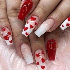 20 Valentine's Day Nails Ideas Featuring All Nail Shapes All Nail Shapes, Nails Valentine, Valentine Nail, Natural Nail Art, Valentine Nail Art, February Nails, Valentine Nails