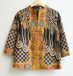 Batik Outer, Model Dress Batik, Batik Kebaya, Pakistani Dresses Casual, Batik Design