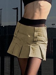 ⚡️Buy Wide Waist Pleated Mini Skirt Khaki S under $31.00 in Skirts Online. Style: Casual/Street/Sweet/Y2K/Preppy. Color: Khaki. Fabric Content: Polyester, Cotton. Fit Type: Regular fit. Length: Above Knee. Design: This skirt has a wide waistband with belt loops design, complete with concealed zip fastening alongside.. ✓Free Shipping on all orders over US$69. Pleated Denim Skirt, Club Aesthetic, Alt Clothes, Pleated Denim, Grunge Fairycore, Clubbing Aesthetic, Knitted Suit, Casual Party Dresses, Bodycon Floral Dress