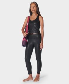 Our shiny new workout leggings for yoga, Pilates and barre. Stretchy fabric is soft and sweat-wicking. Super high-waisted with a flattering silhouette. Inseam length: 60cm / 24". Model wears size S and is 178cm/5'10" tall. Style Code: SB1000778FColour: Black Shimmer Print Sweaty Betty Leggings, Sequin Outfit, Family Christmas Pajamas, Sweaty Betty, Running Leggings, Yoga Shop, Fashion Studio, Party Looks, Jumpers For Women