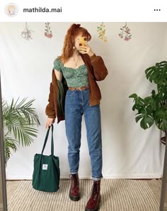 Look Grunge, Mom Jeans Outfit, Look Retro, Neue Outfits, Tumblr Fashion, Moda Vintage, Look Vintage, Mode Vintage, Mode Inspiration